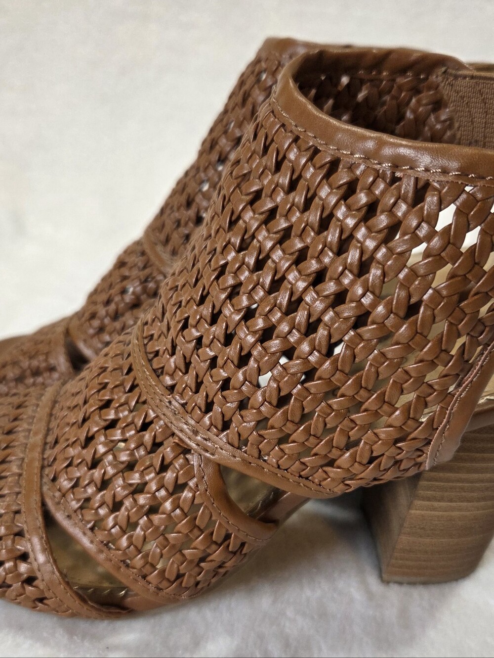 Woven LC Lauren Concrad Women’s Block Heel Sandals Size 6.5